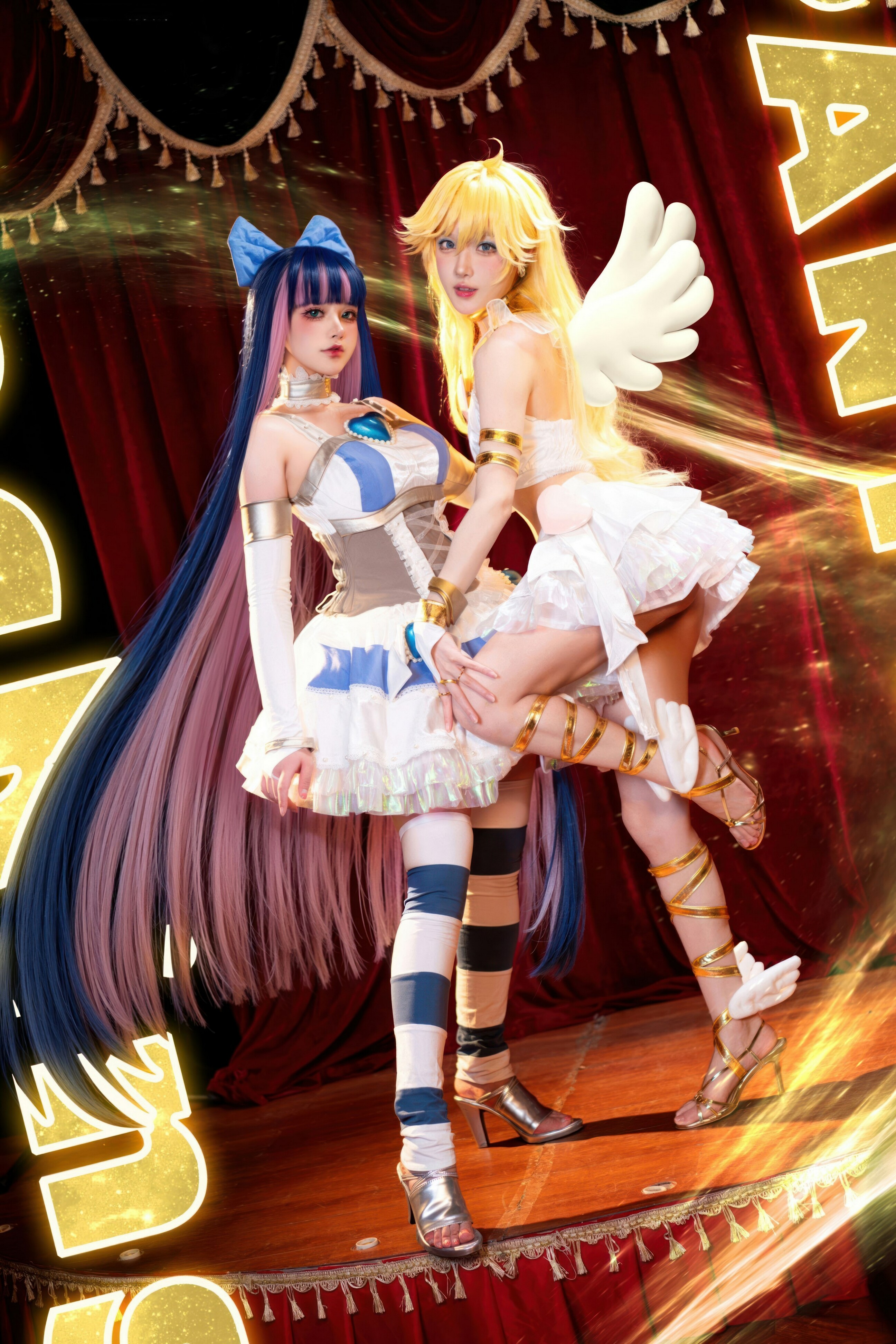 阿包也是兔娘&苏苏苏Sofia – 吊带袜天使 [36P]