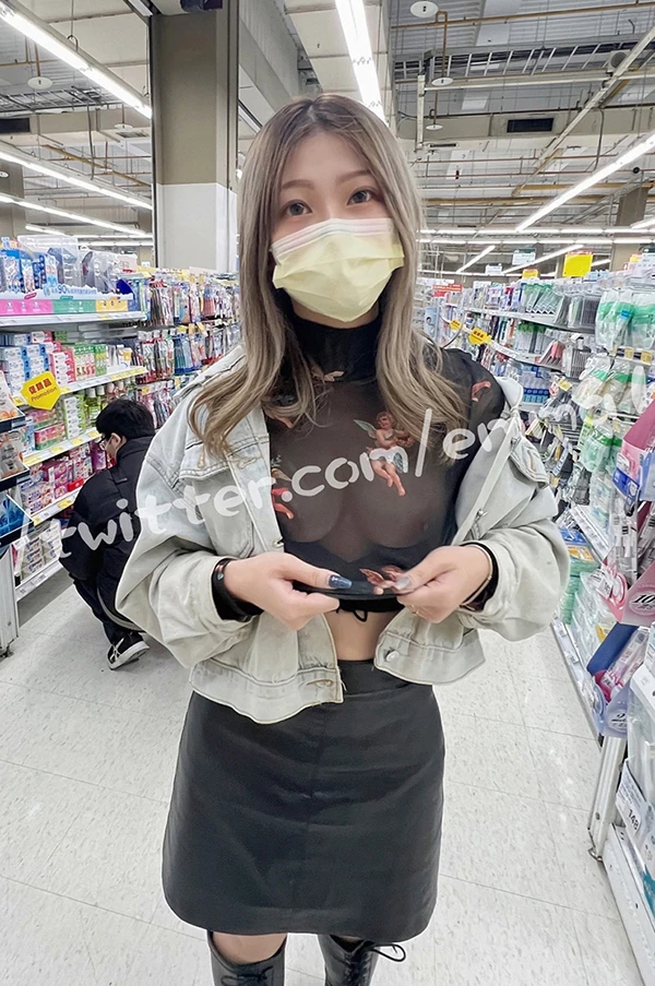 露出系福利姬@艾玛Emma订阅尺度视图合集4