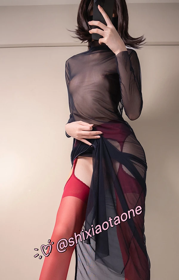 福利姬@小桃shixiaotaone肥美白虎尺度合集4